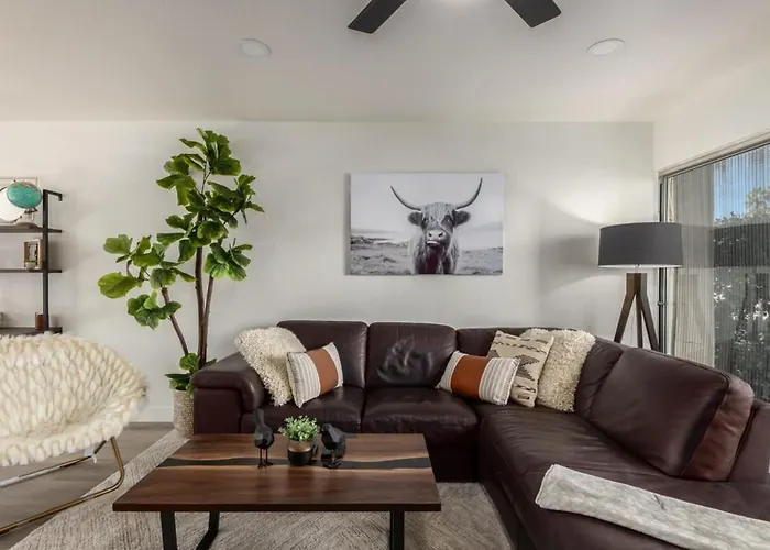 Modern Townhouse-walk 2 Oldtown-4 Heated Pools